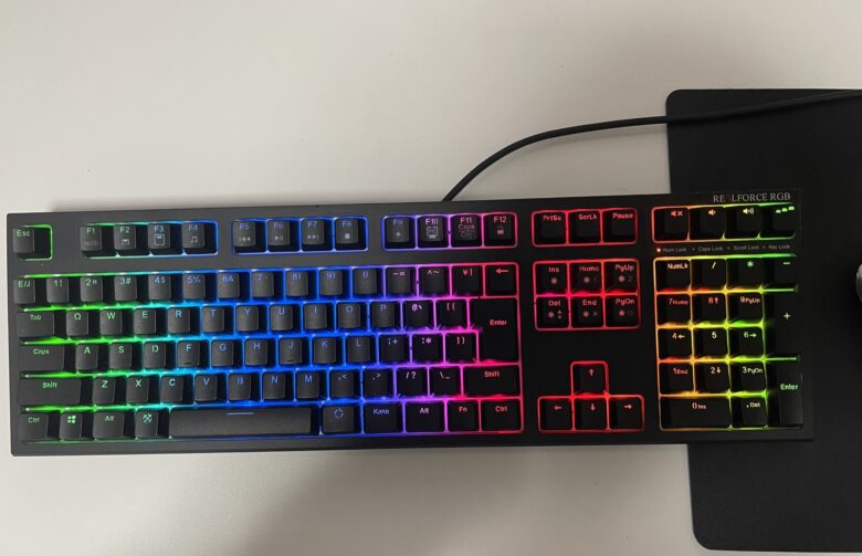 再入荷 REALFORCE 東プレ RGB 日本語JIS R2A-JP4G-BK リアルフォース RGB リアルフォース キーボード PCパーツ